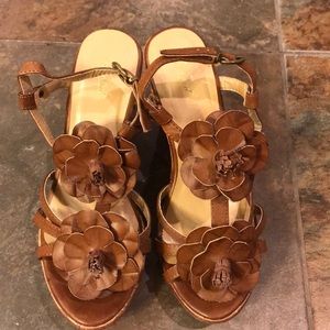 Wanted brown flowered wedges